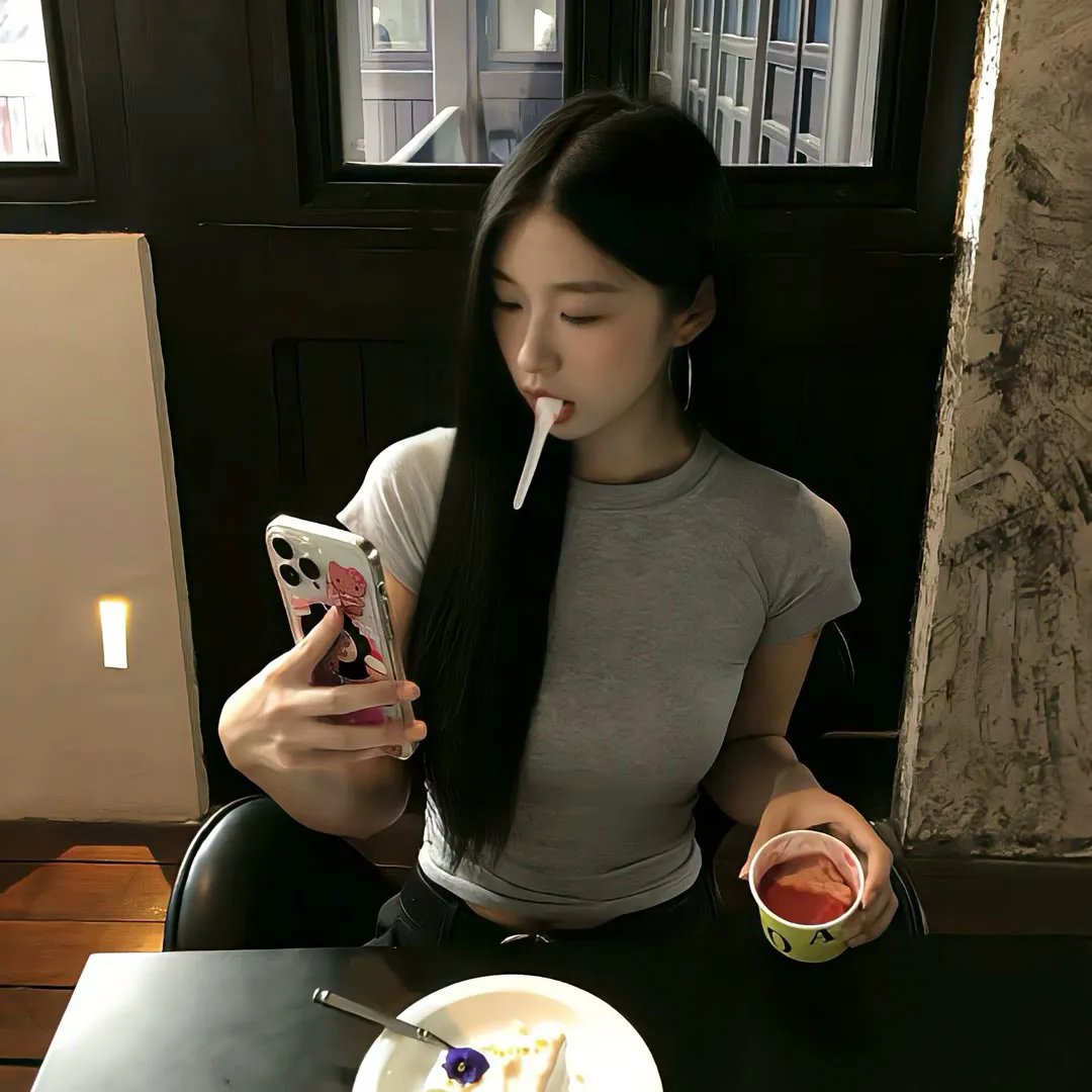 少年亚当